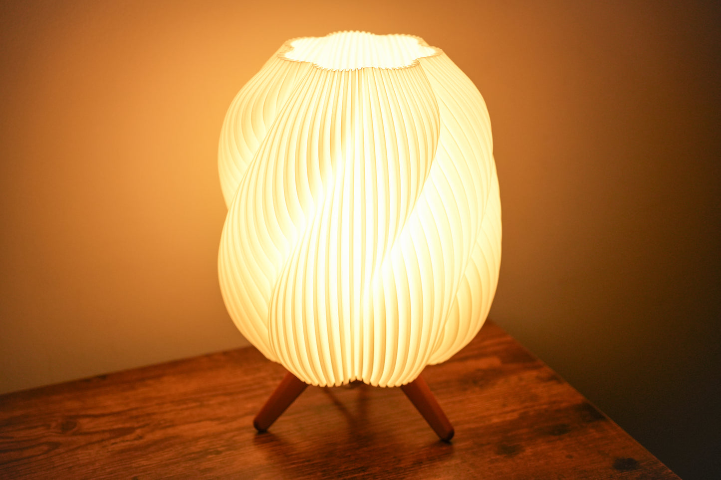 The Swirl Lamp