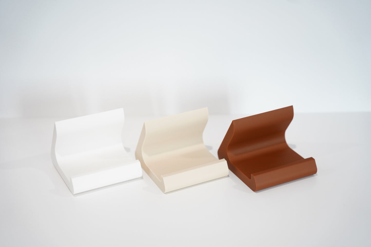 Basic Phone Stand - The Wave